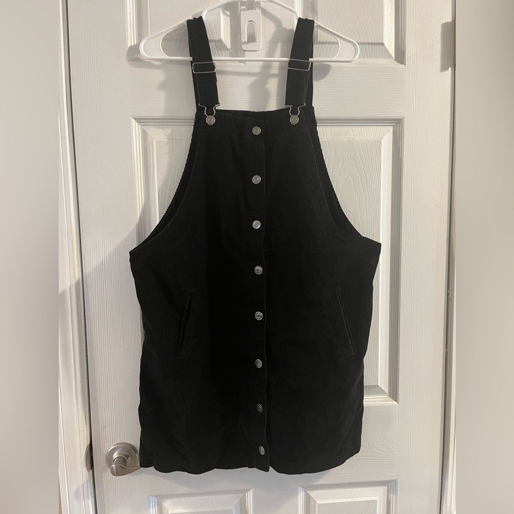 Celebrity Pink Size Large Black Corduroy Mini Skirt Overalls